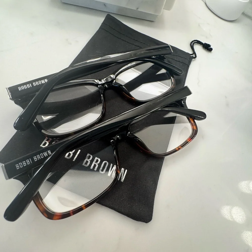 Bobbi Brown Brooklyn Reading Glasses- 1.0 Black/Tortoise (2) - Picture 6 of 9